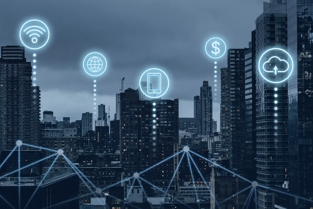 Cidade conectada por rede 5G com dispositivos IoT